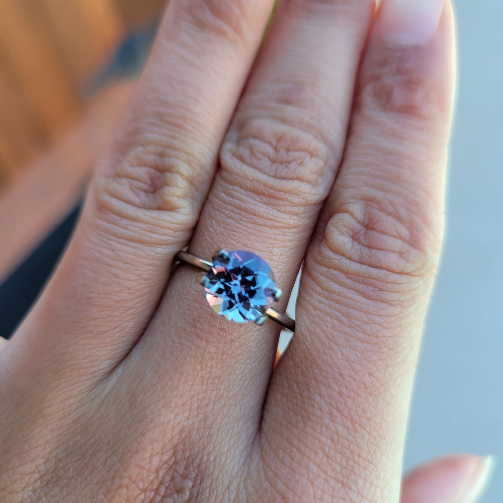 2.77 Carat Color Change Sapphire - Picture 7 of 8